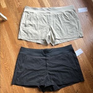 Athleta Trekkie North shorts, nwt size 26